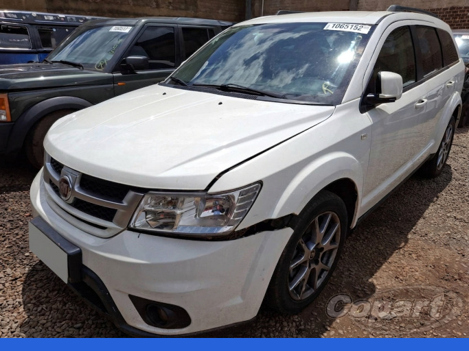 FIAT FREEMONT 15/15