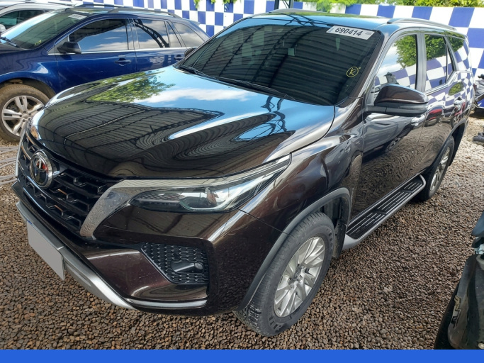 TOYOTA HILUX SW4 21/21