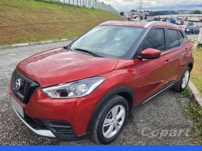 NISSAN KICKS 17/18