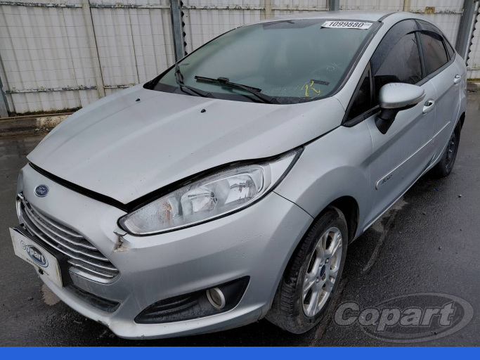 FORD FIESTA SEDAN 15/15 FORD FIESTA SEDAN 15/15