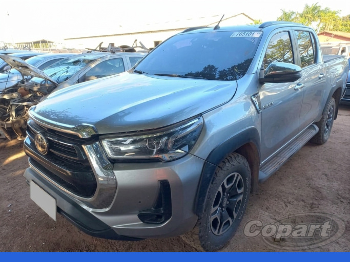 TOYOTA HILUX 21/21 TOYOTA HILUX 21/21